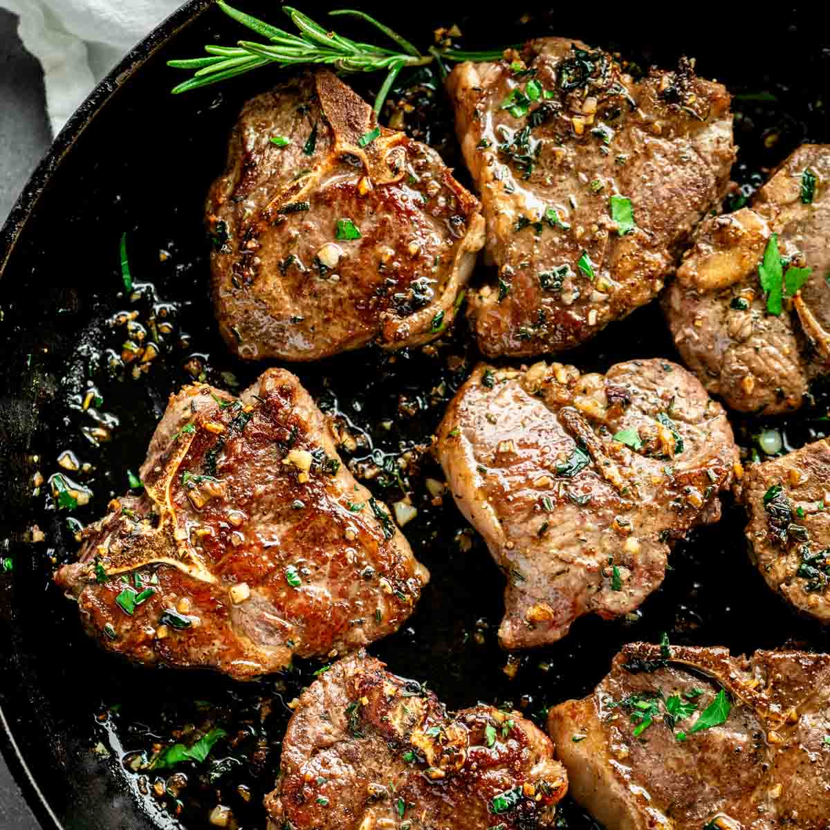 Lamb Chops {Hvy} (two 7 oz chops)